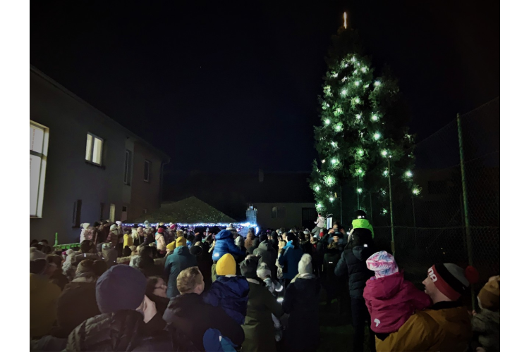 Rozsvícení vánočního stromu proběhlo 27.11.2022